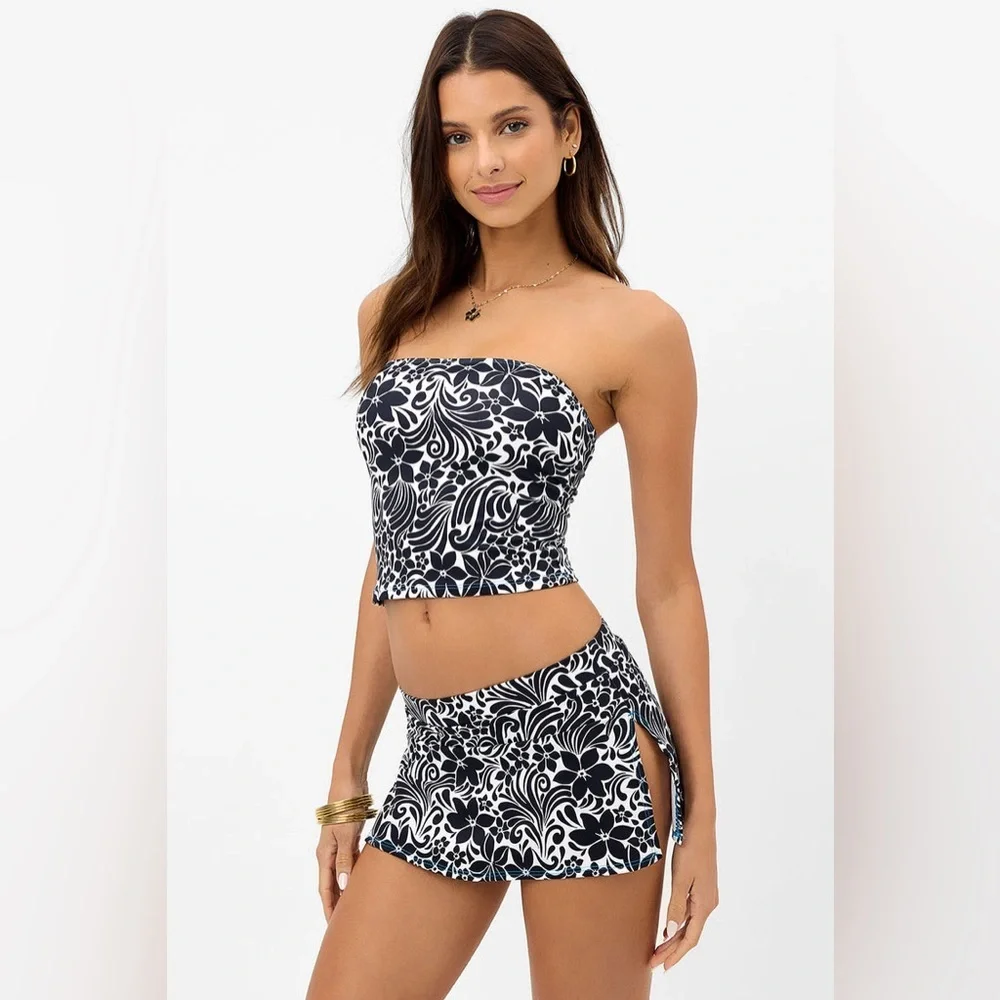 Frankie’s Bikinis Nicole Burn Out Floral Mini Skirt and Bandau Top Set Size S/M